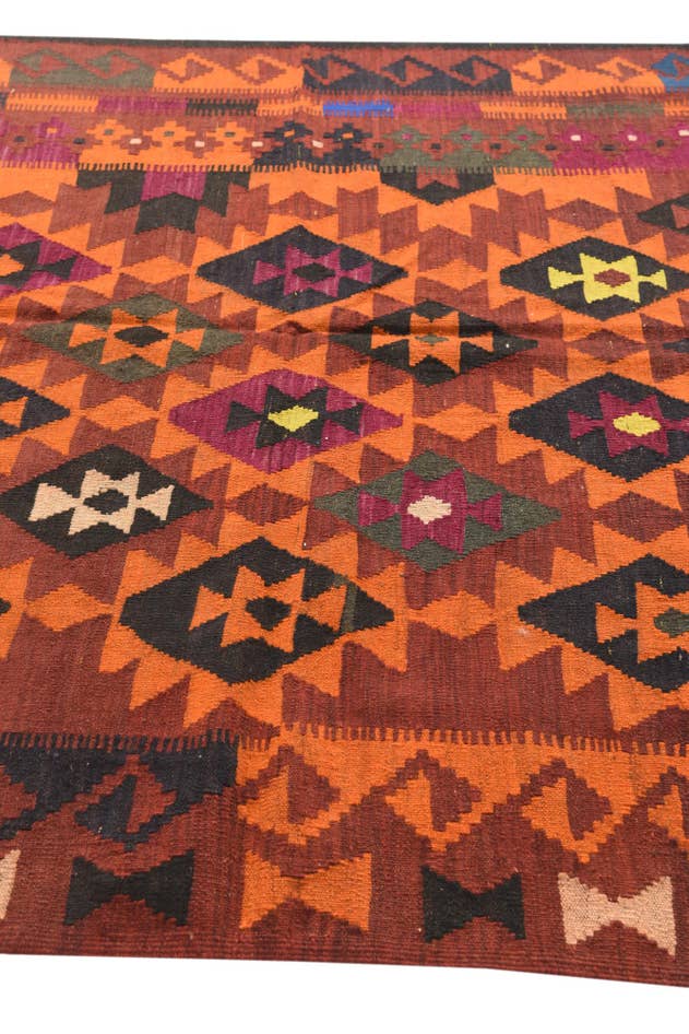 Detail image of 5' x 10' 10 Hand Woven Kilim Fars Wool Runner Rug