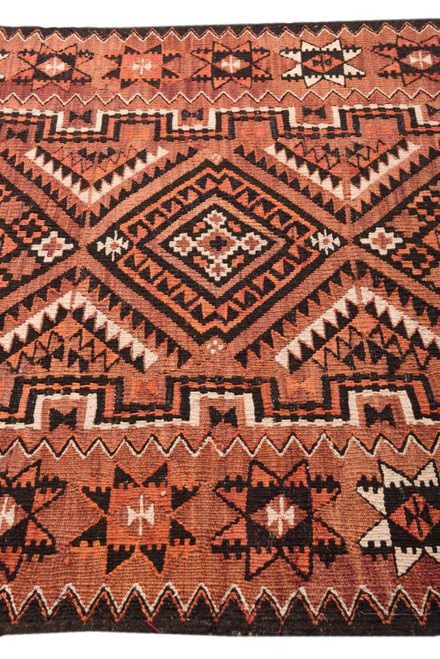 Detail image of 4' 9 x 10' 3 Hand Woven Kilim Fars Wool Runner Rug