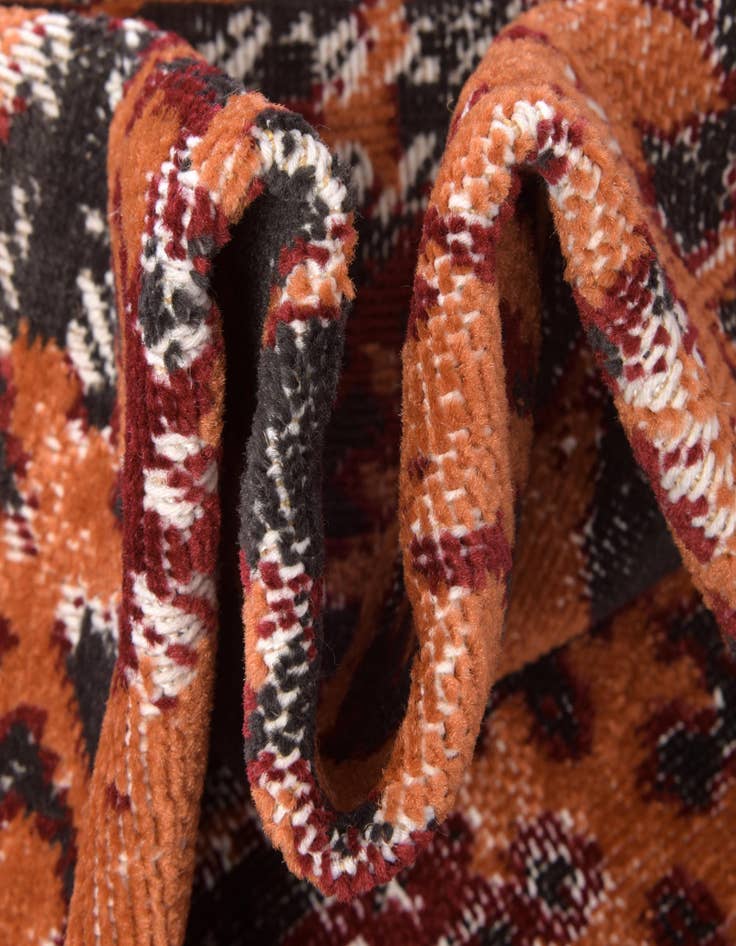 Detail image of 2' x 6' Lucerne Runner Rug