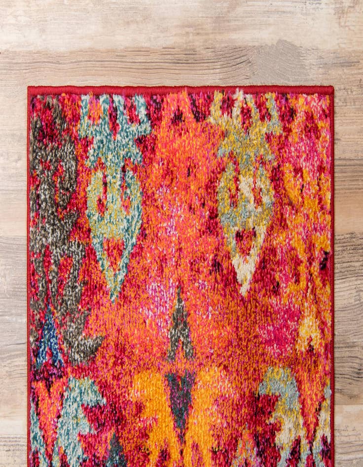 Detail image of 2' 2 x 6' 9 Washable Mesa Runner Rug