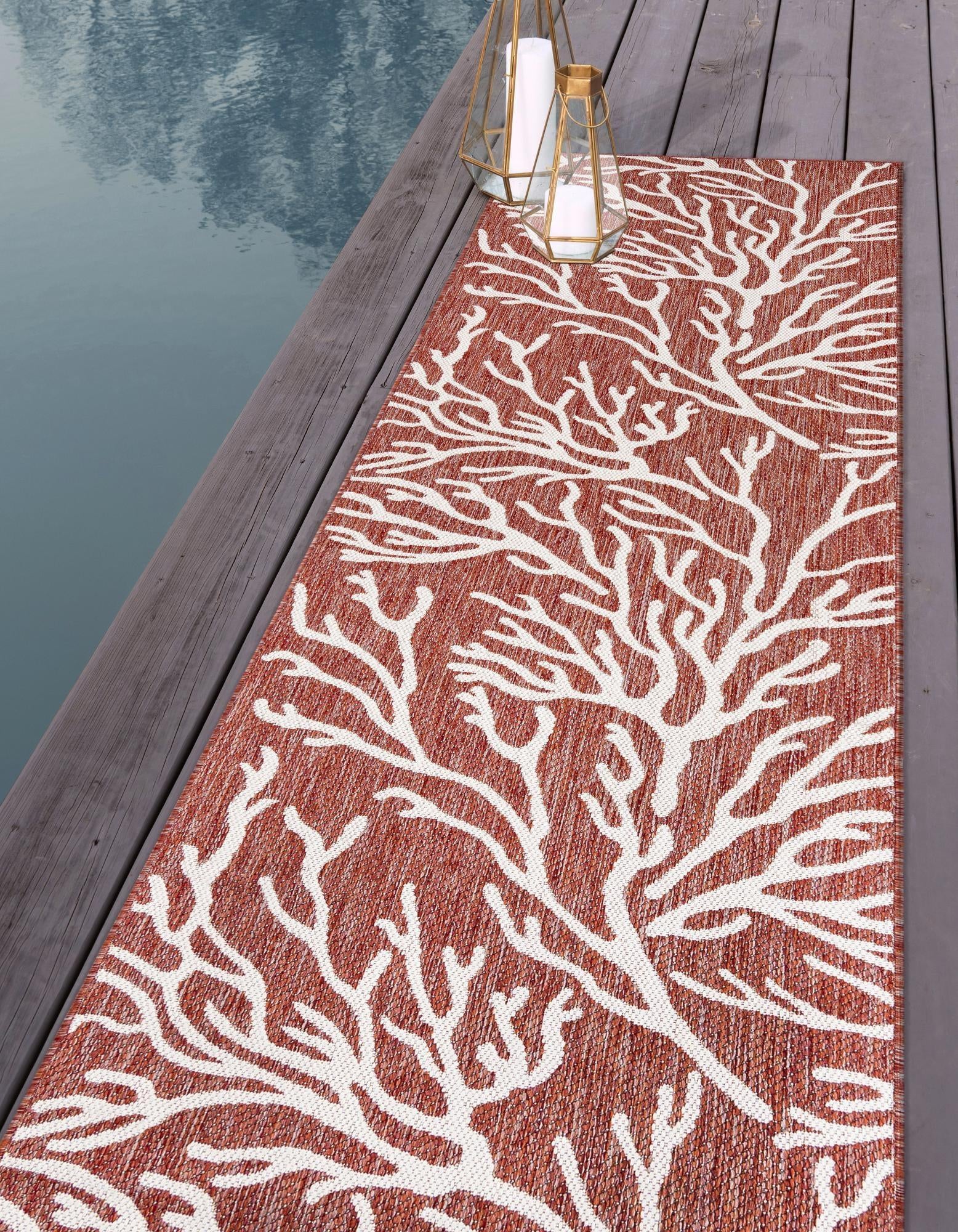 2' x 8' Easy-Clean Coastal Indoor / Outdoor Runner Rug
