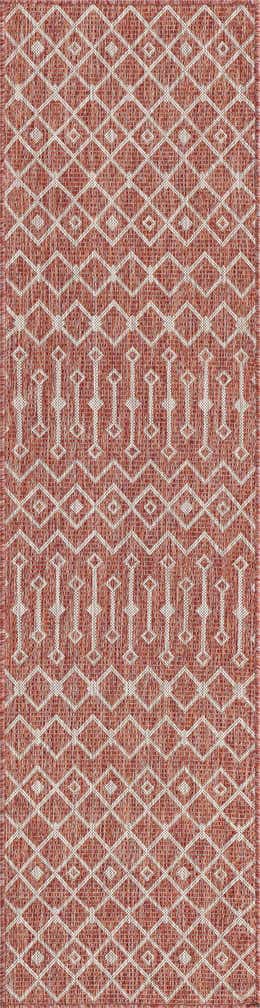 2' x 8' Easy-Clean Lattice Indoor / Outdoor Runner Rug