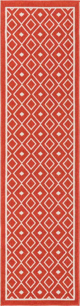 2' x 8' Easy-Clean Lattice Indoor / Outdoor Runner Rug