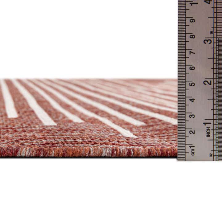 2' x 6' Easy-Clean Modern Indoor / Outdoor Runner Rug