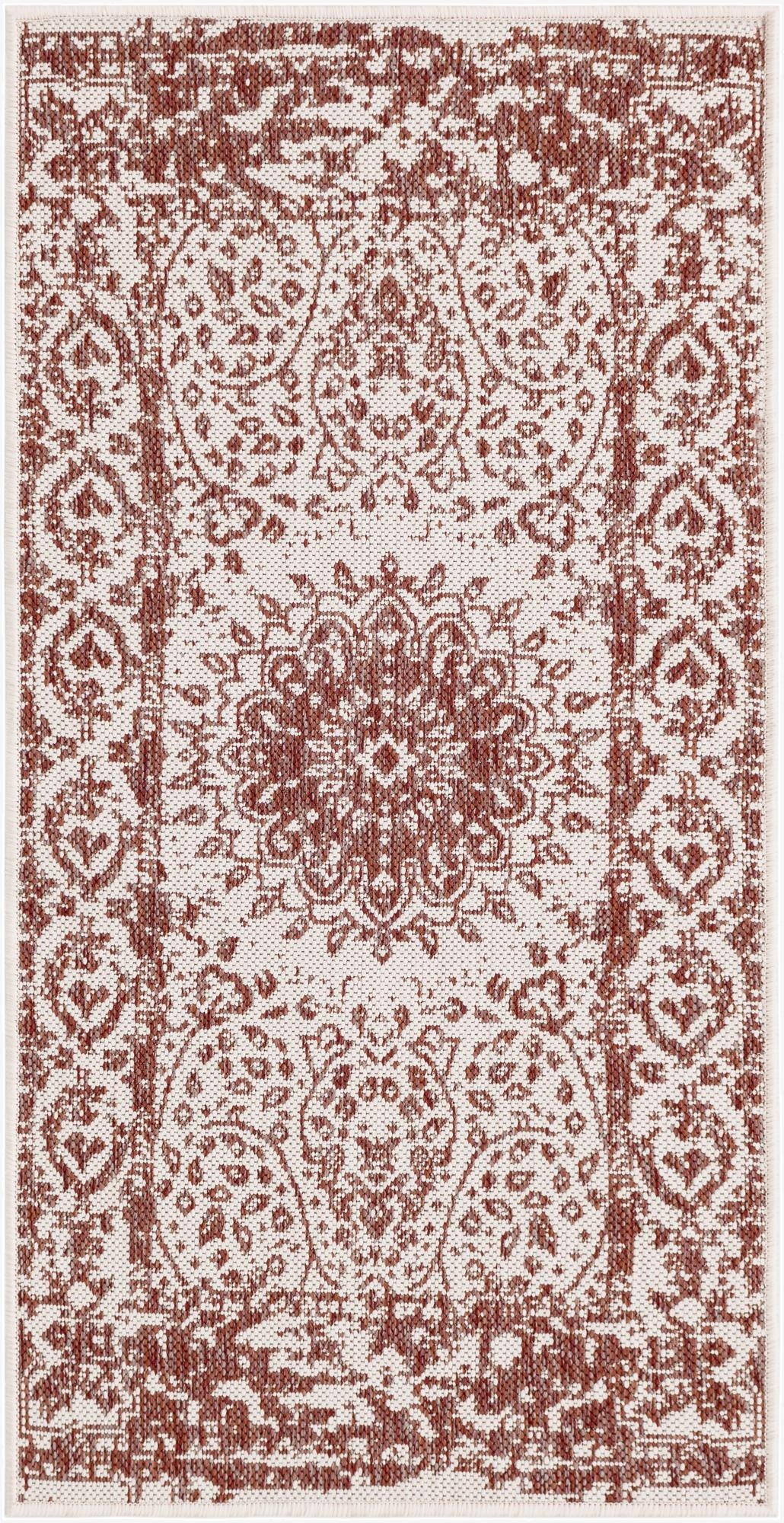 2' x 4'  Washable Traditional Indoor / Outdoor Runner Rug