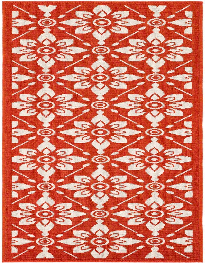 Detail image of 2' x 6' Easy-Clean Trellis Indoor / Outdoor Runner Rug