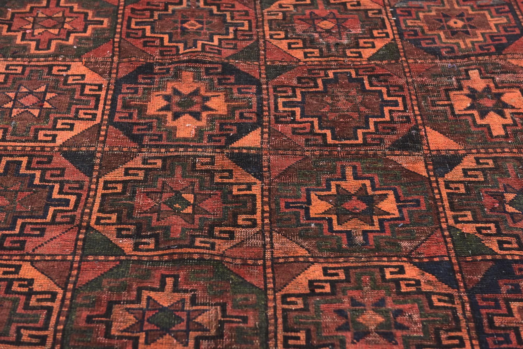 4' 9 x 9' 9 Hand Knotted Shiraz Persian Wool Runner Rug
