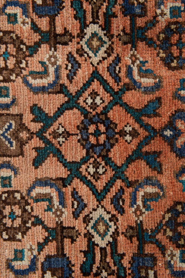 Detail image of 2' 10 x 9' 2 Hand Knotted Hamedan Persian Wool Square Rug
