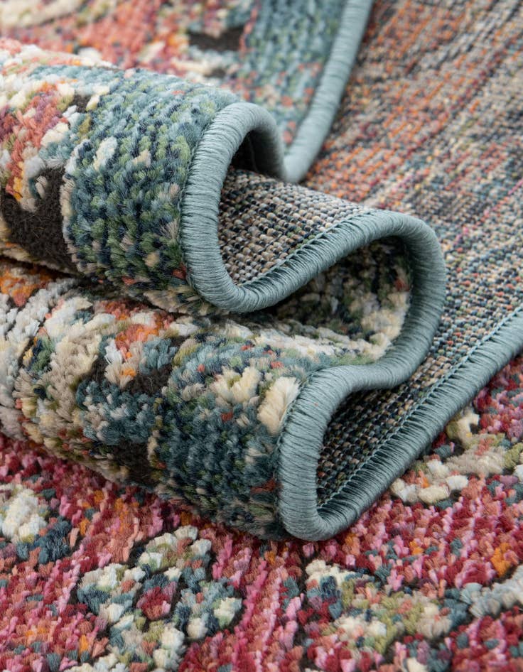 Detail image of 7' 10 x 7' 10 Isabella Square Rug