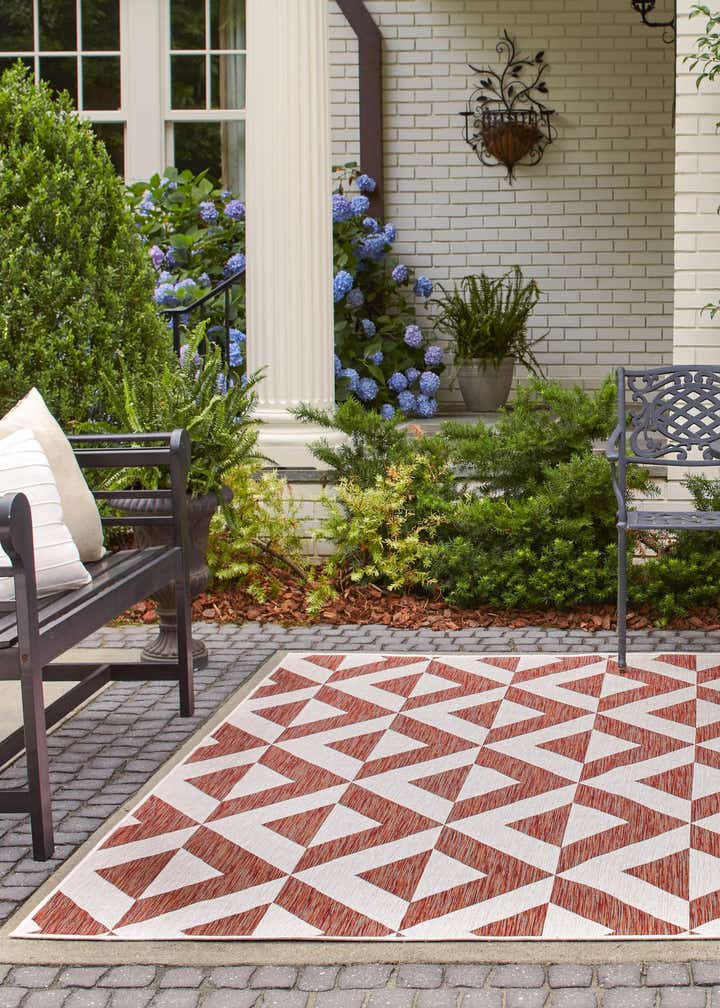 7' 10 x 7' 10 Easy-Clean Jill Zarin Napa Indoor / Outdoor Square Rug