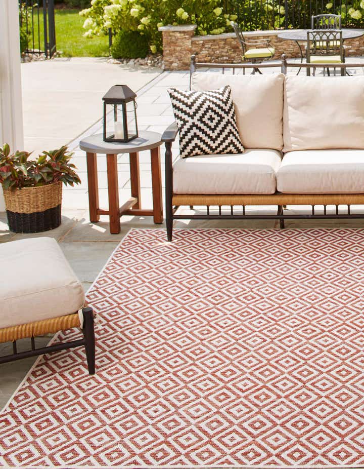 7' 10 x 7' 10 Easy-Clean Jill Zarin Costa Rica Indoor / Outdoor Square Rug