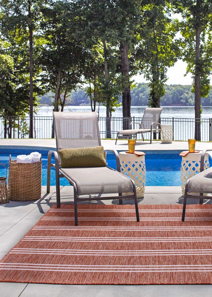 7' 10 x 7' 10 Easy-Clean Jill Zarin Anguilla Indoor / Outdoor Square Rug