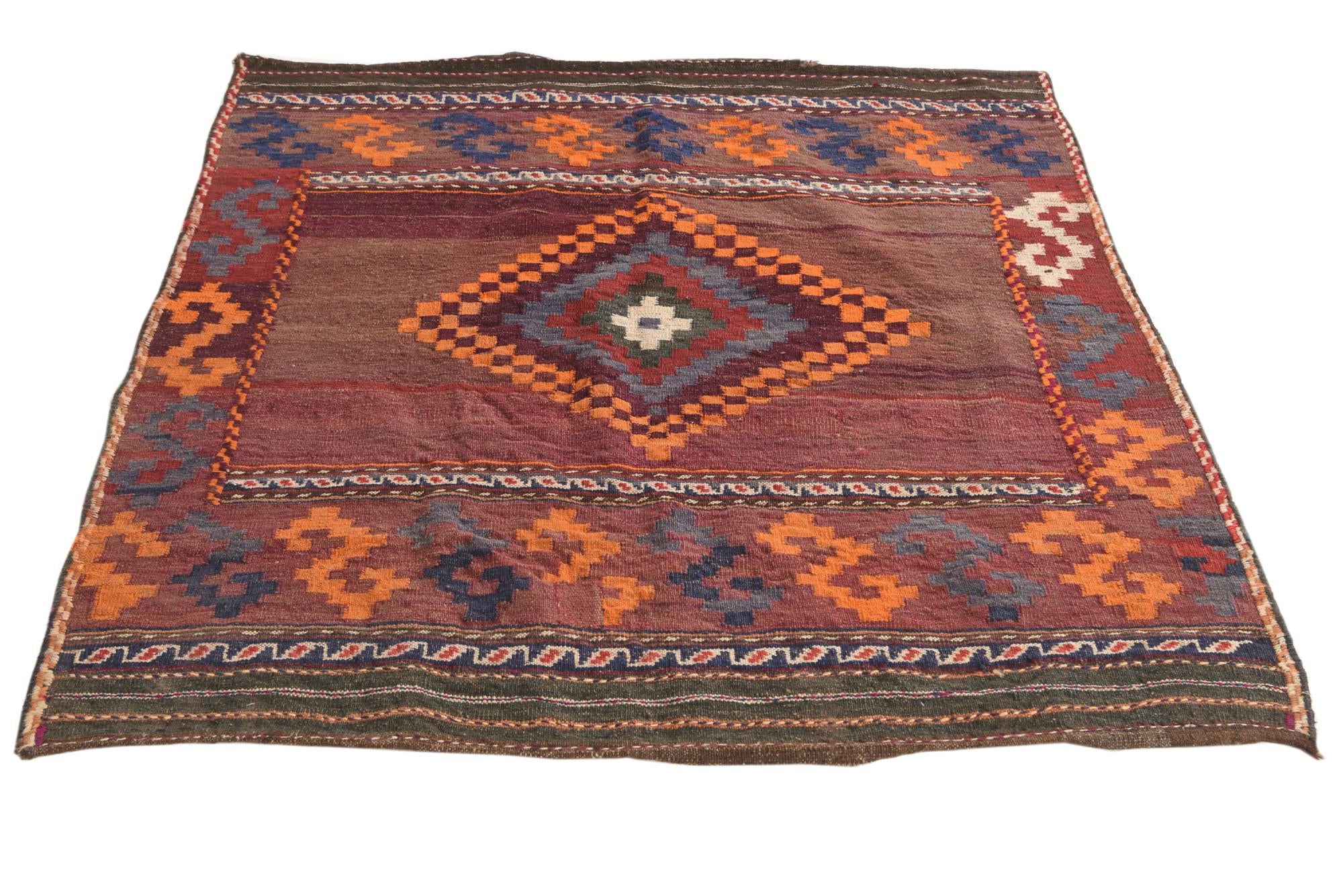 3' 9 x 3' 10 Hand Woven Kilim Fars Wool Square Rug