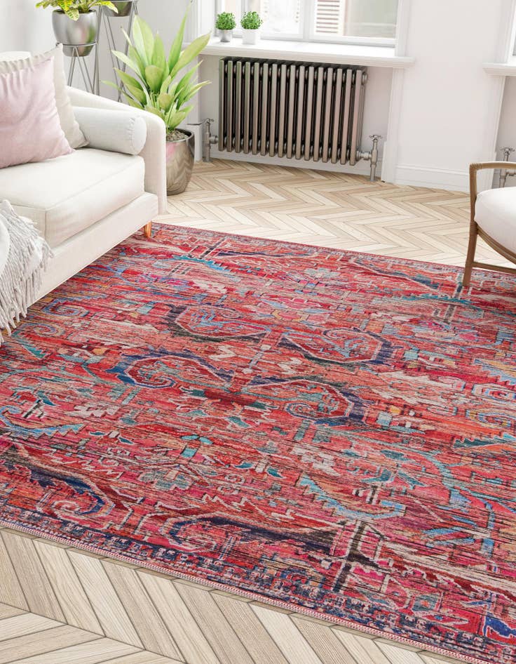 Detail image of 7' 10 x 7' 10 Washable Maahru Square Rug