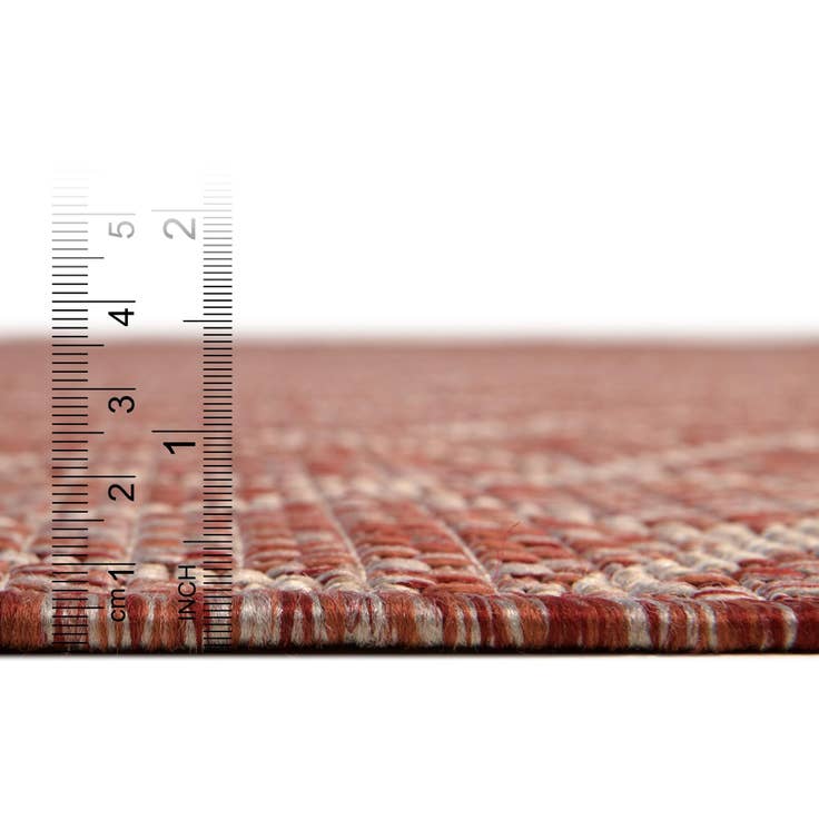 Detail image of 10' x 10' Easy-Clean Lattice Indoor / Outdoor Square Rug
