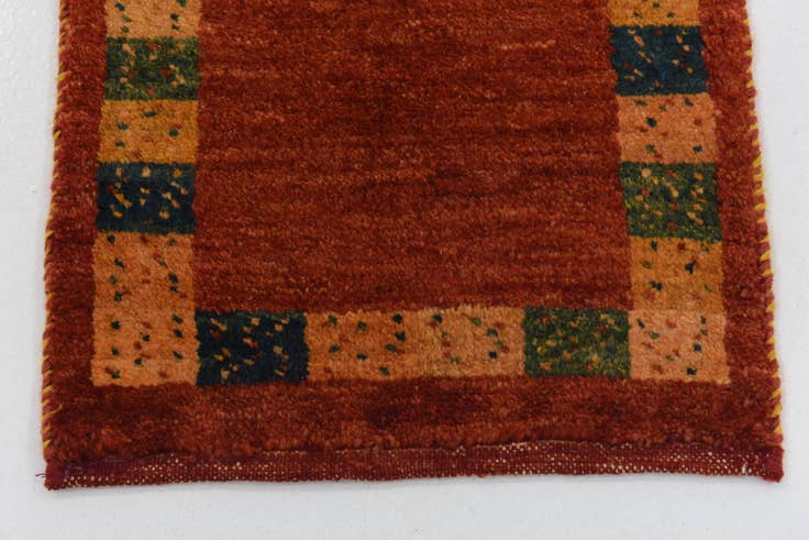 Detail image of 1' 3 x 1' 4 Hand Knotted Shiraz-Gabbeh Persian Wool Square Rug