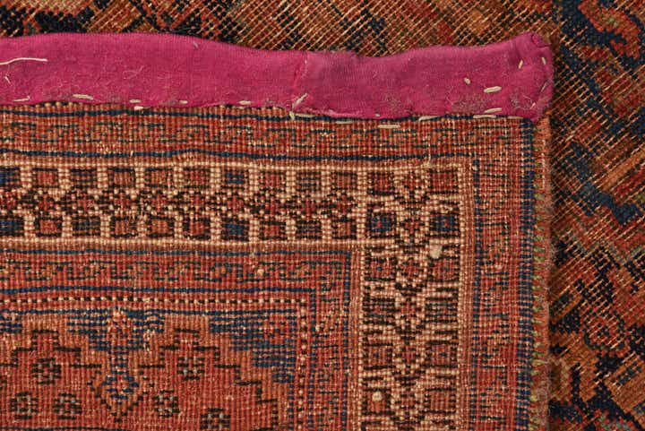 5' 1 x 6' Hand Knotted Shiraz Persian Wool Square Rug