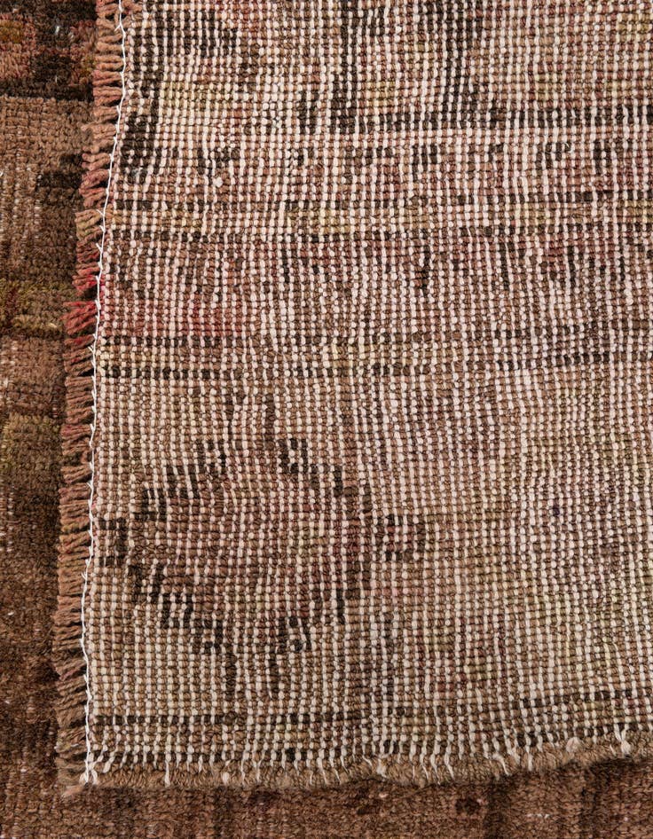 Detail image of 5' 5 x 6'  Hand Knotted Ultra Vintage Persian Wool Square Rug