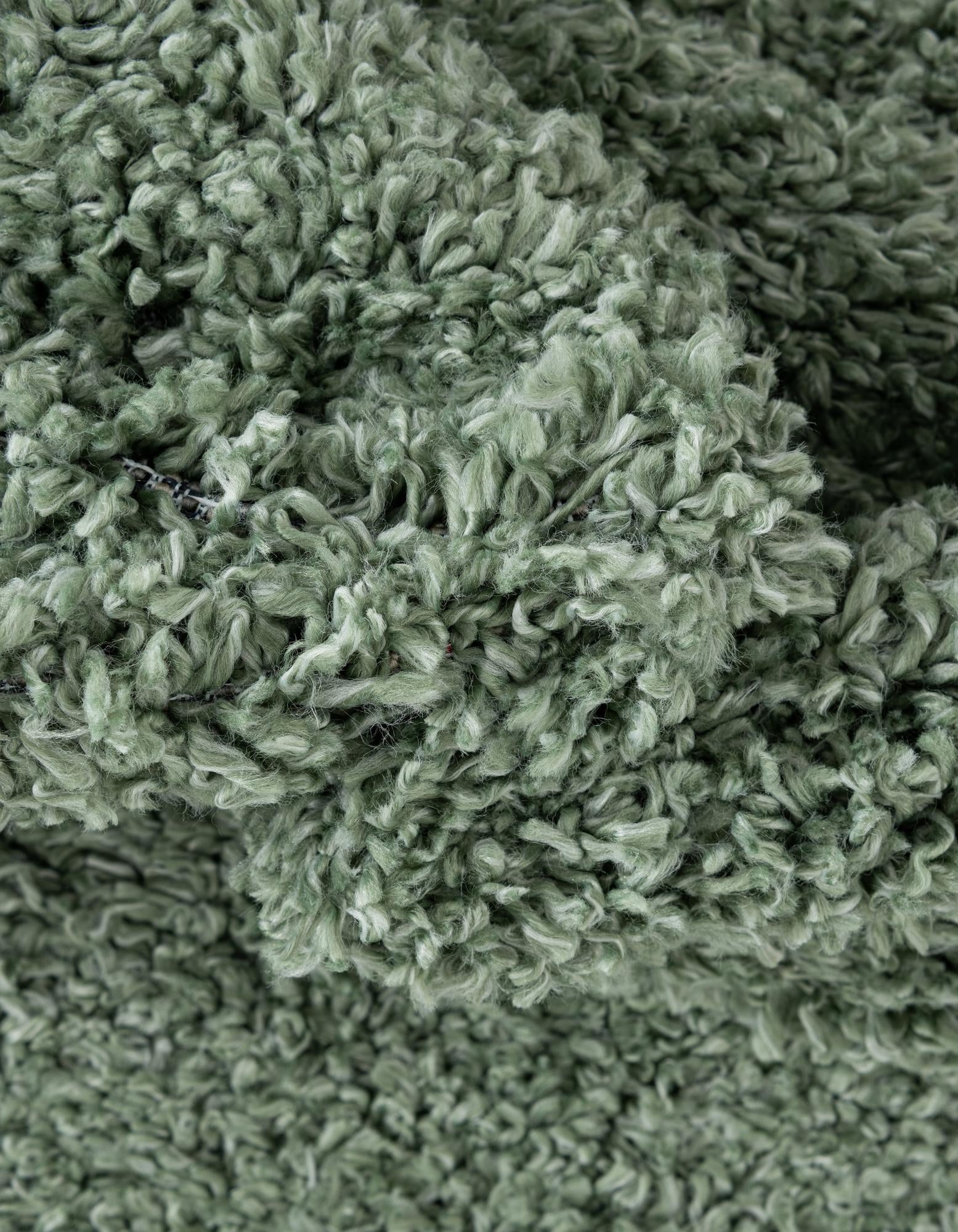 5' 3 x 8' Zermatt Shag Oval Rug