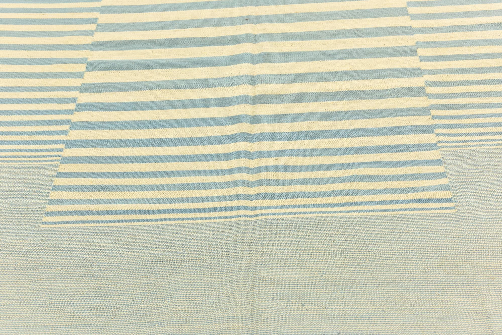 5' 10 x 7' 8 Hand Woven Kilim Modern Wool Rug