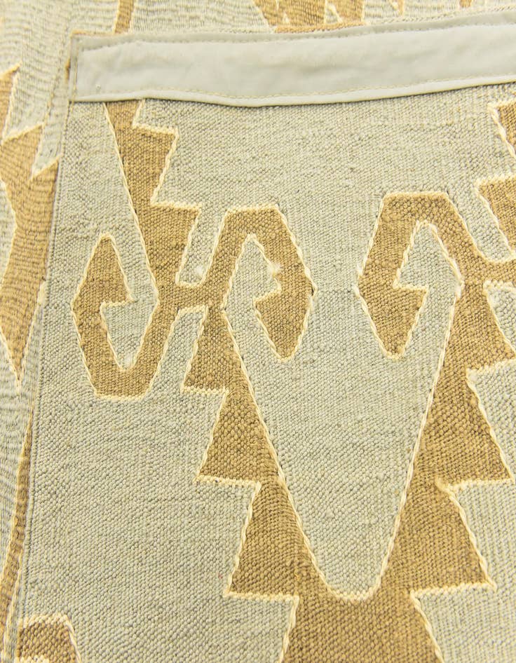 Detail image of 6' 2 x 8' 9  Hand Woven Kilim Modern Wool Rug