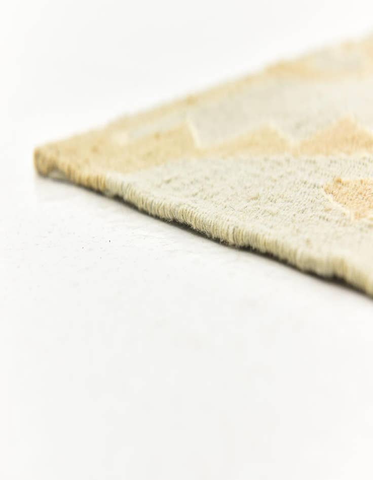 Detail image of 6' 2 x 8' 9  Hand Woven Kilim Modern Wool Rug