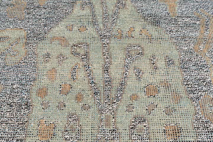6' 1 x 9' 4 Hand Knotted Moroccan Wool Rug