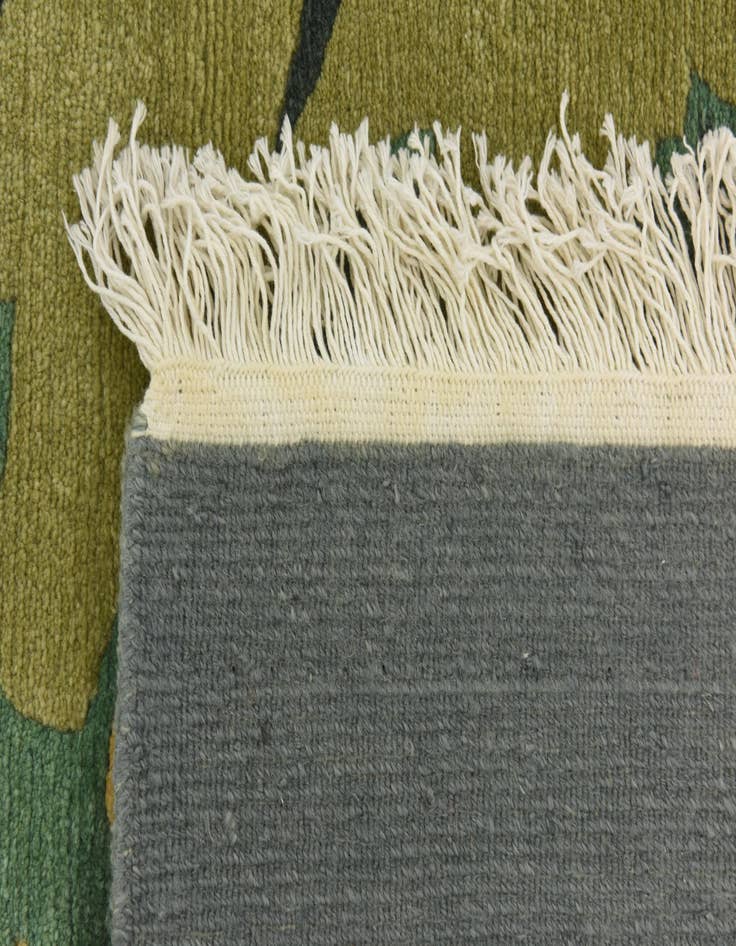 Detail image of 6' 8 x 9' 7 Hand Knotted Nepal Wool Rug