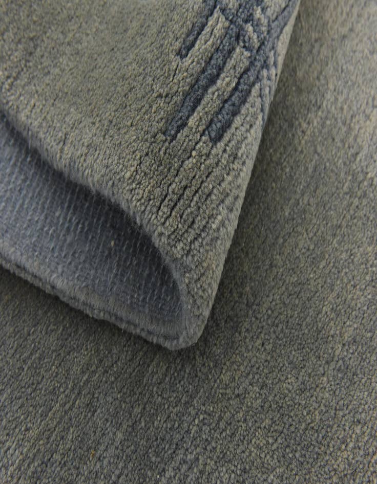 Detail image of 3' x 5' 2 Hand Knotted Nepal Wool Rug