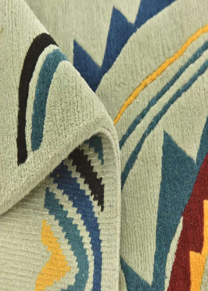 4' 7 x 6' 8 Hand Knotted Nepal Wool Rug