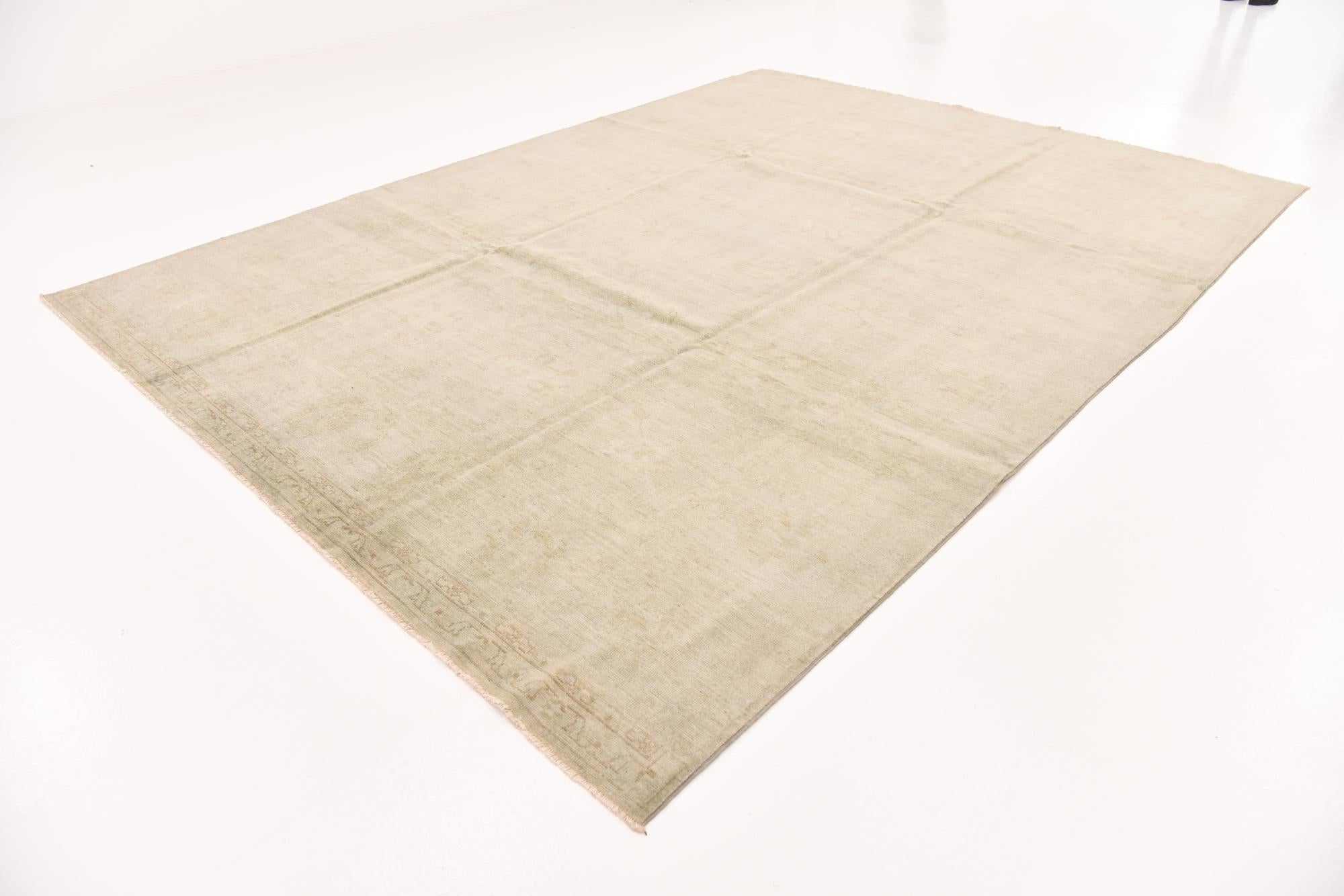 8' 8 x 11' 7 Hand Knotted Peshawar Ziegler Wool Rug