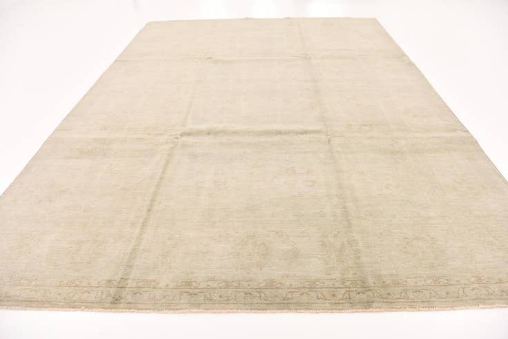 Detail image of 8' 8 x 11' 7 Hand Knotted Peshawar Ziegler Wool Rug