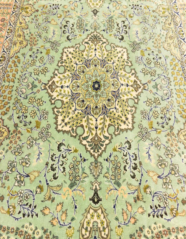 Detail image of 6' 9 x 10' Hand Knotted Tabriz Persian Wool Rug