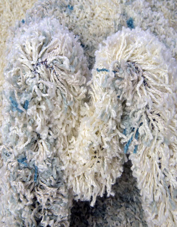 Detail image of 7' 10 x 7' 10 Soft Touch Shag Round Rug
