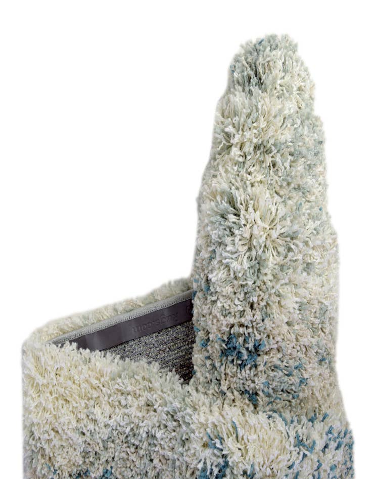 Detail image of 7' 10 x 7' 10 Soft Touch Shag Round Rug