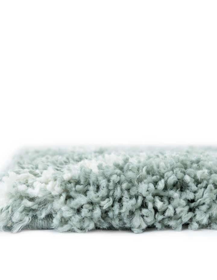 7' 10 x 7' 10 Soft Touch Shag Square Rug