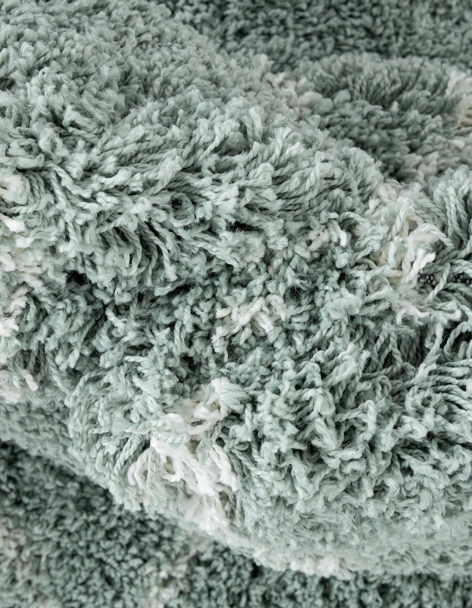 5' 3 x 5' 3 Soft Touch Shag Square Rug