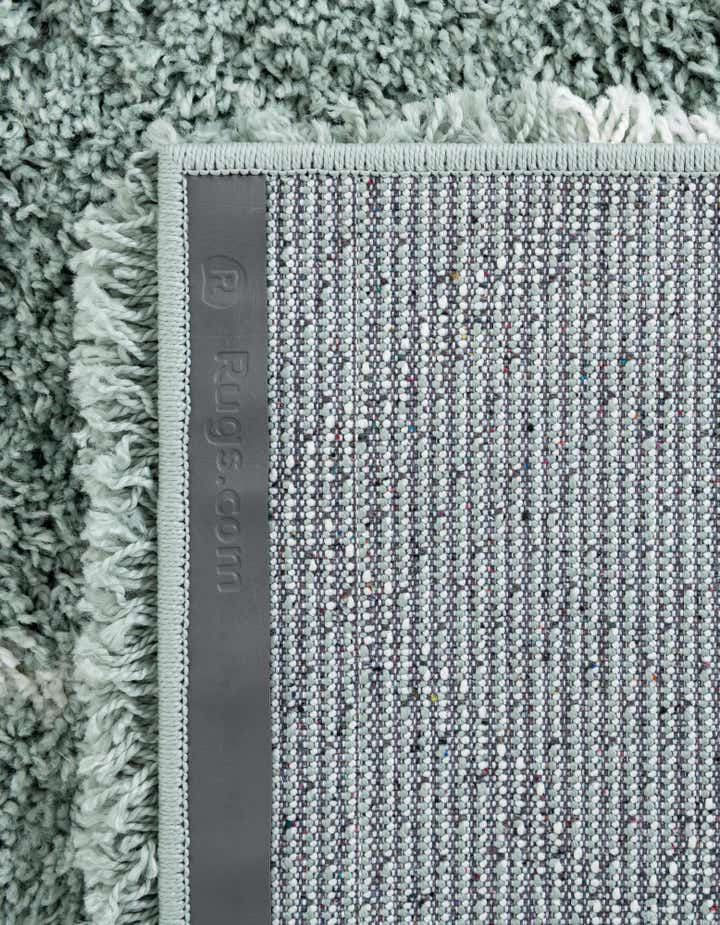 7' 10 x 7' 10 Soft Touch Shag Square Rug