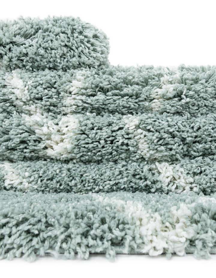 7' 10 x 7' 10 Soft Touch Shag Square Rug