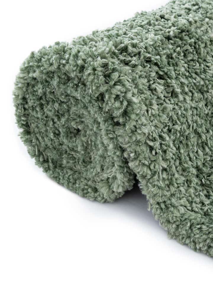 7' 10 x 10' Zermatt Shag Oval Rug