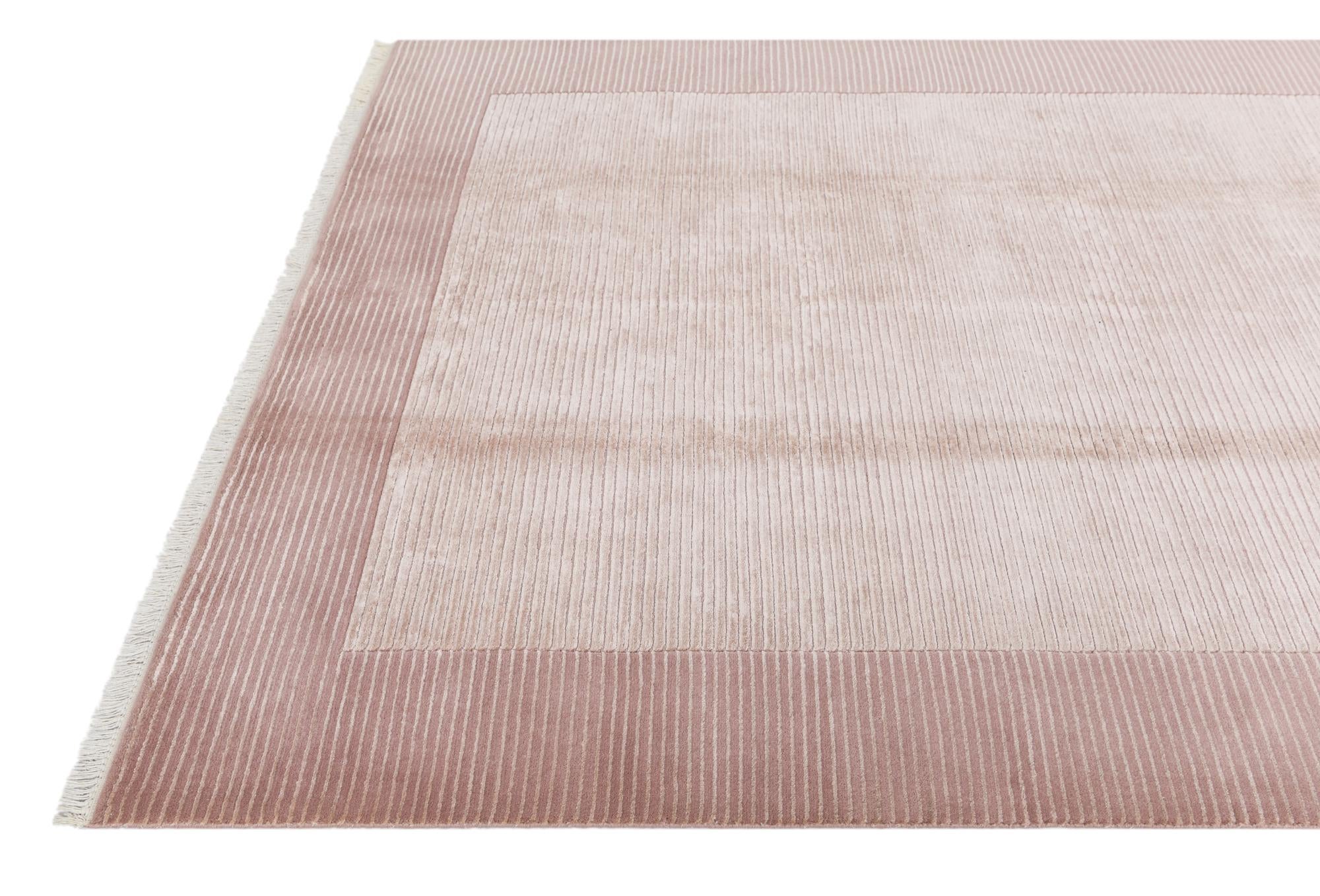 5' 9 x 8' Hand Knotted Darya Wool Rug