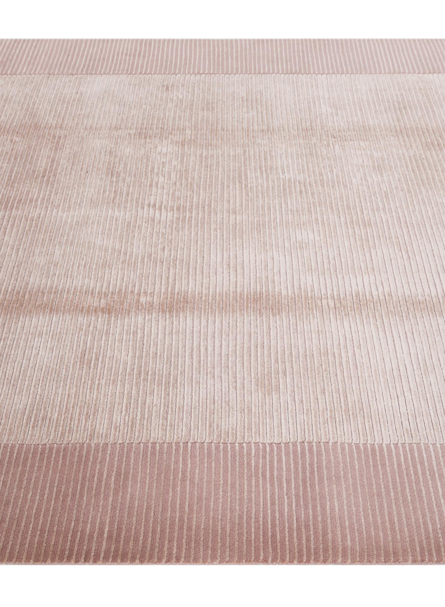 5' 9 x 8' Hand Knotted Darya Wool Rug