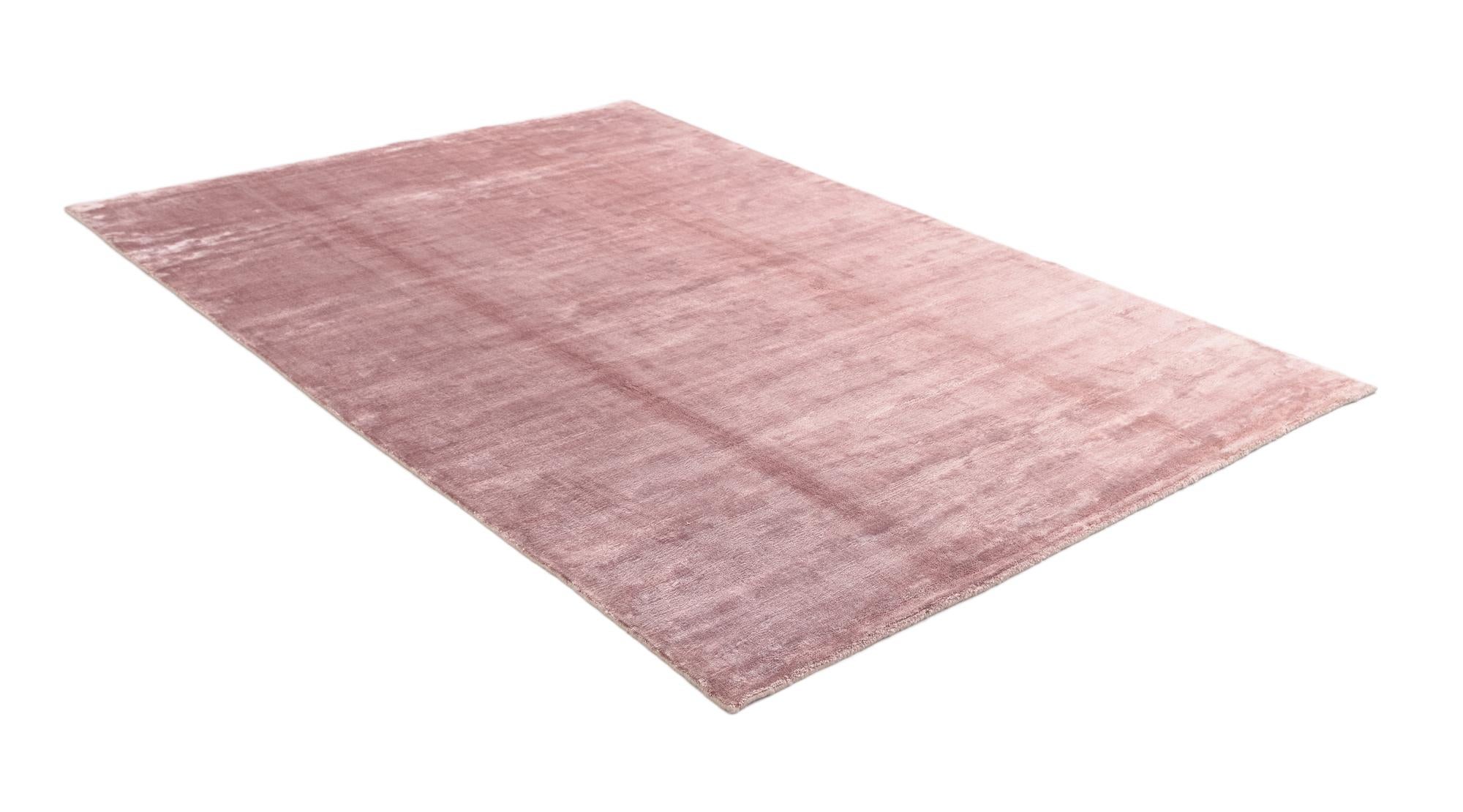 5' 5 x 8' Hand Knotted Darya Wool Rug