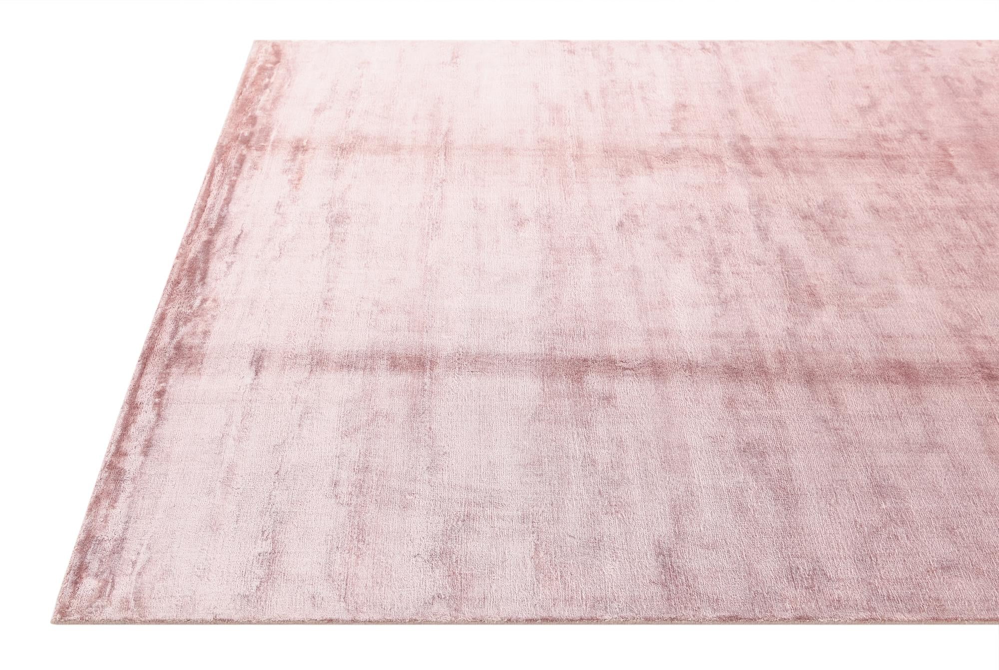 5' 5 x 8' Hand Knotted Darya Wool Rug