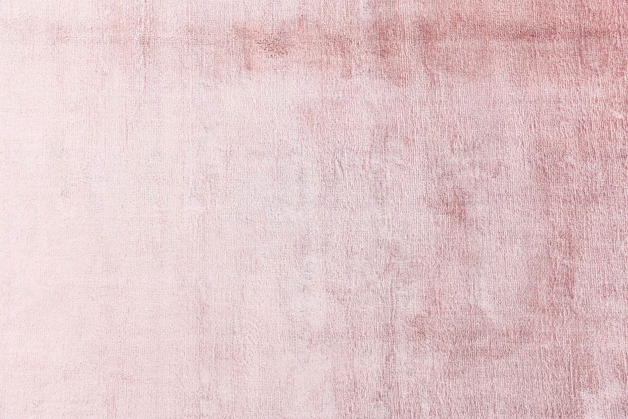5' 5 x 8' Hand Knotted Darya Wool Rug
