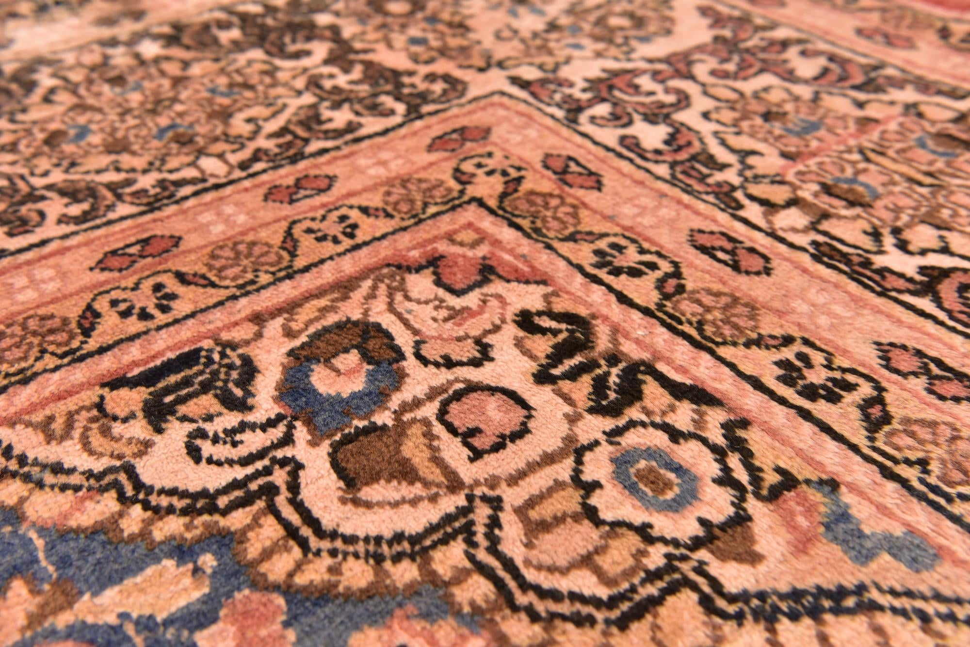 10' 6 x 13' 9 Hand Knotted Sarough Persian Wool Rug
