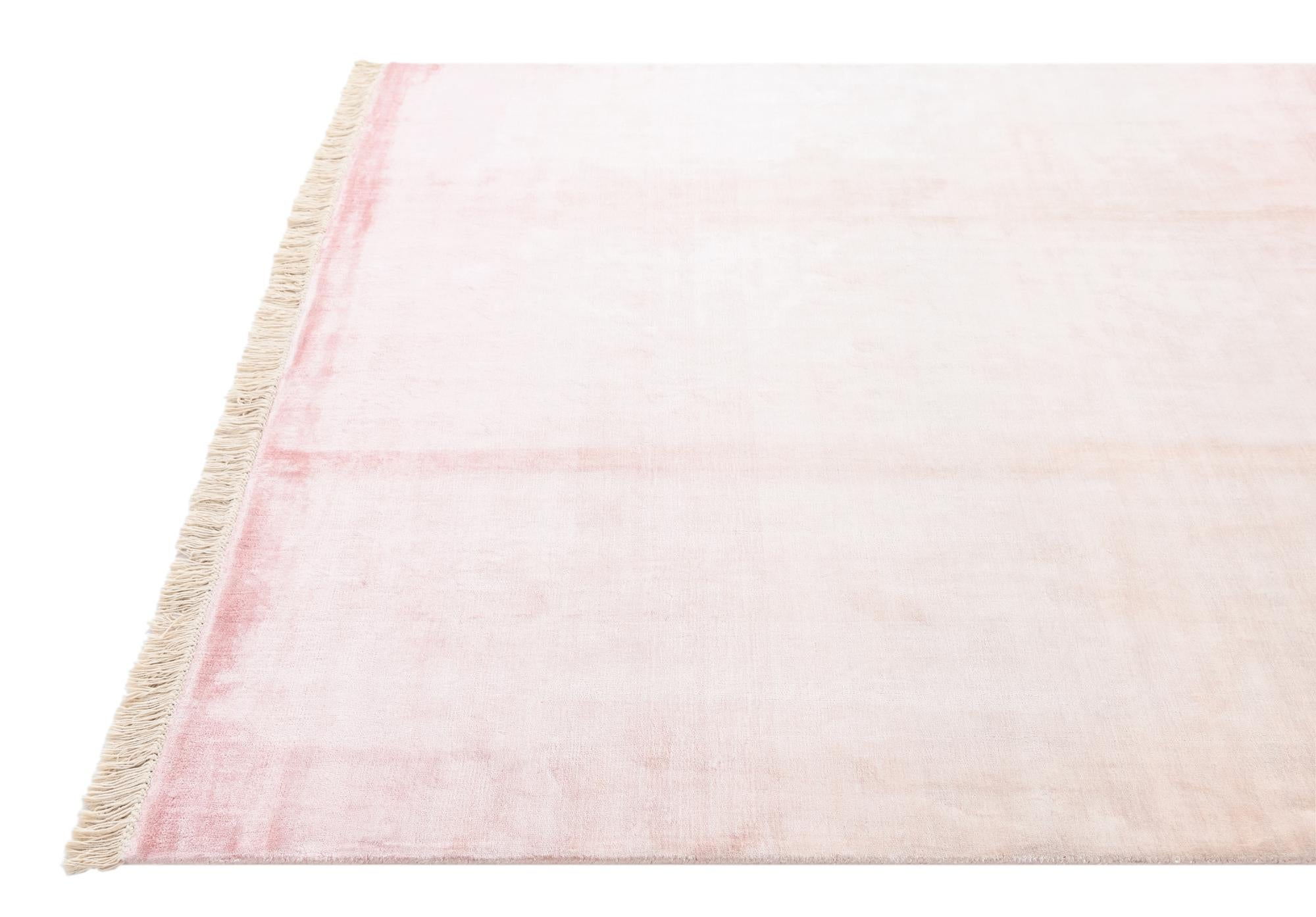 5' 5 x 8' Hand Knotted Darya Wool Rug