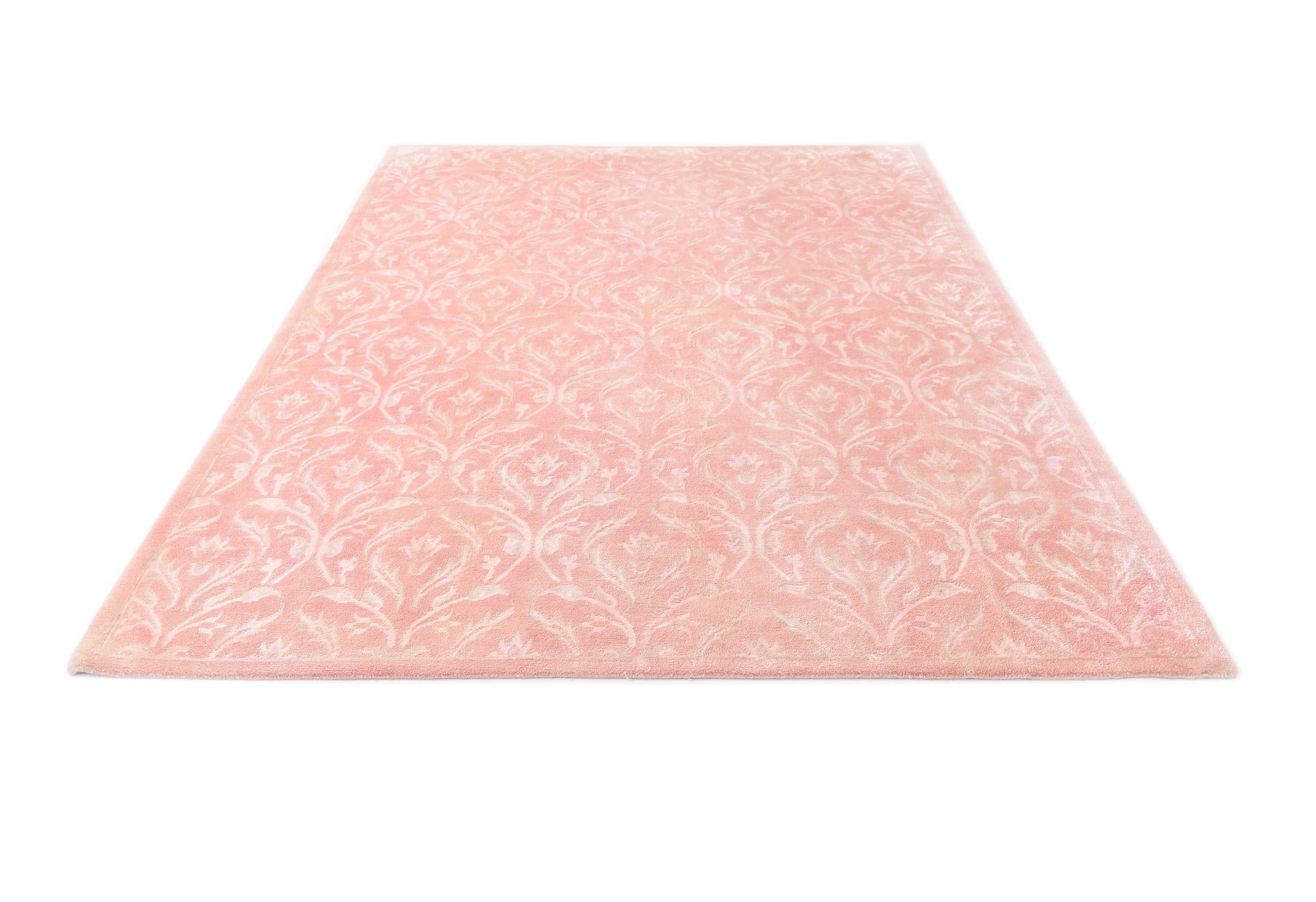 6' 9 x 9' 8 Hand Knotted Darya Wool Rug