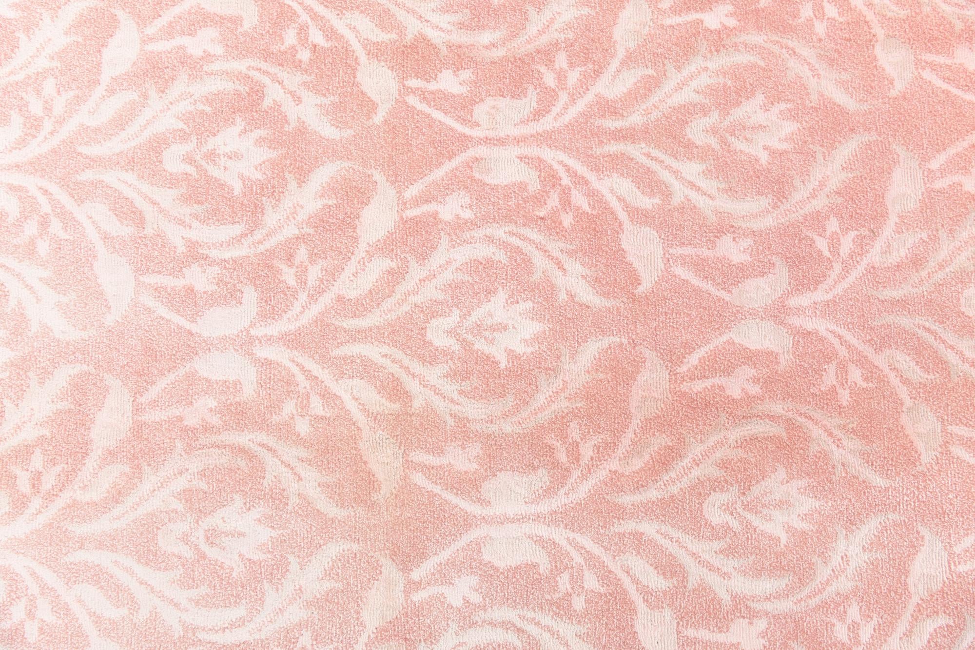 6' 9 x 9' 8 Hand Knotted Darya Wool Rug