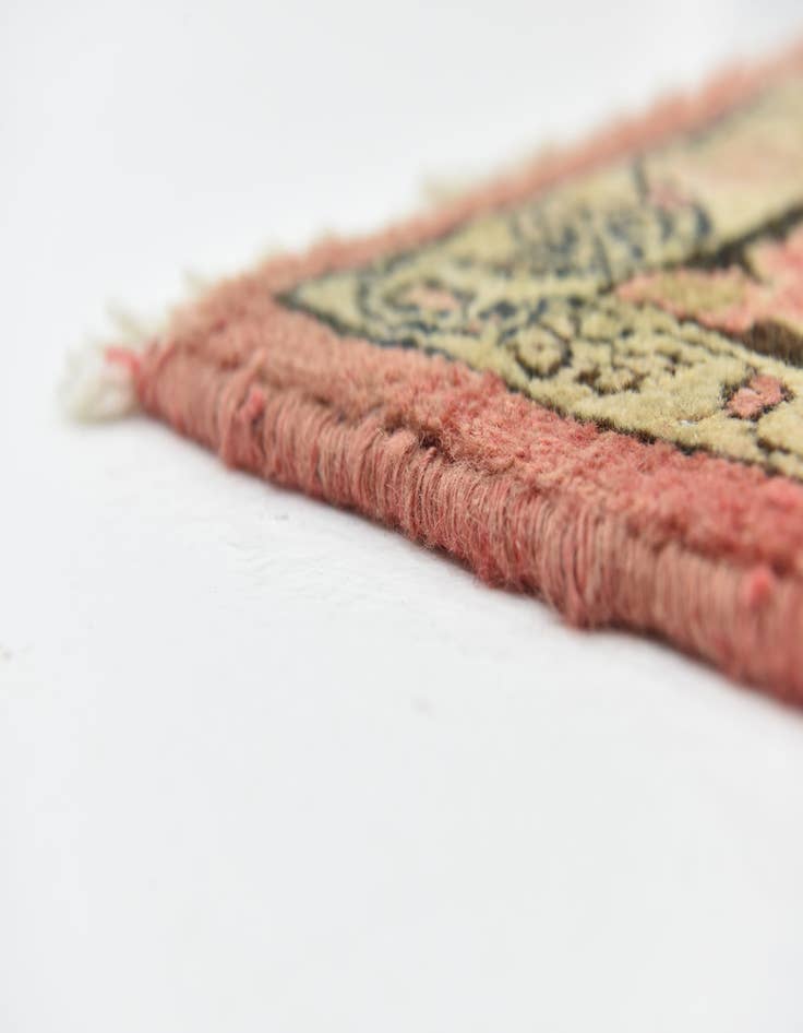 Detail image of 4' 5 x 7' 2 Hand Knotted Farahan Persian Wool Rug